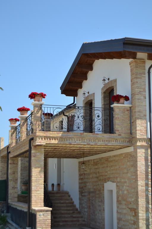 Agriturismo De Luca Mozzagrogna Екстер'єр фото