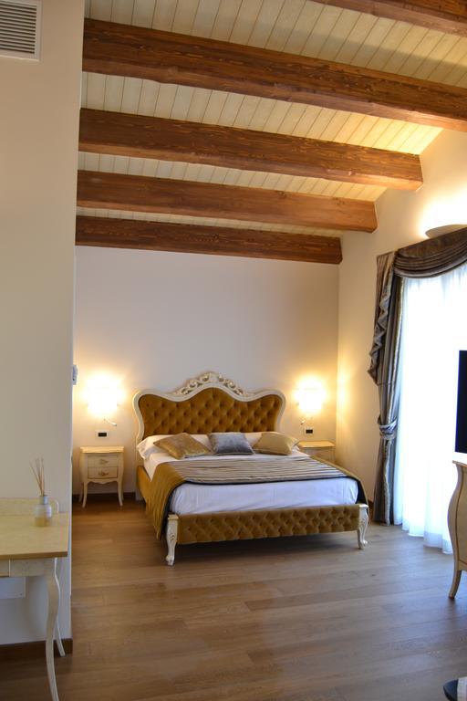Agriturismo De Luca Mozzagrogna Екстер'єр фото