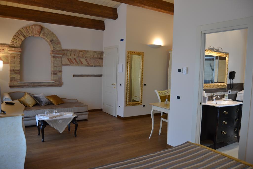 Agriturismo De Luca Mozzagrogna Екстер'єр фото
