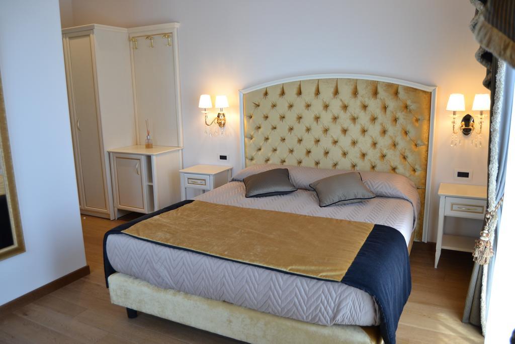 Agriturismo De Luca Mozzagrogna Екстер'єр фото